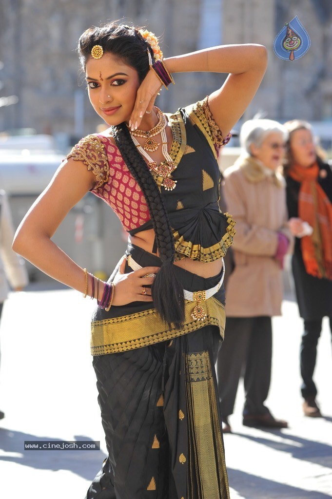 Amala Paul New Photos - 73 / 95 photos