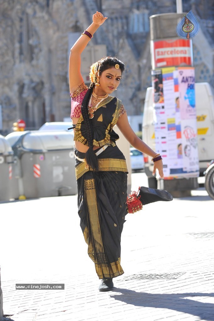 Amala Paul New Photos - 85 / 95 photos