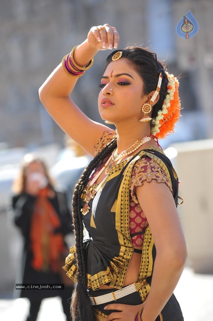 Amala Paul New Photos - 88 / 95 photos