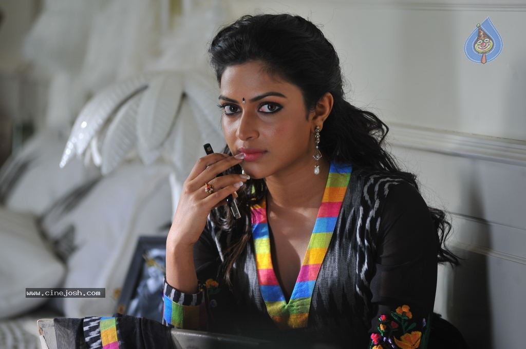 Amala Paul New Stills - 41 / 60 photos