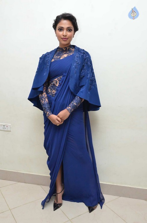 Amala Paul Photos - 31 / 40 photos