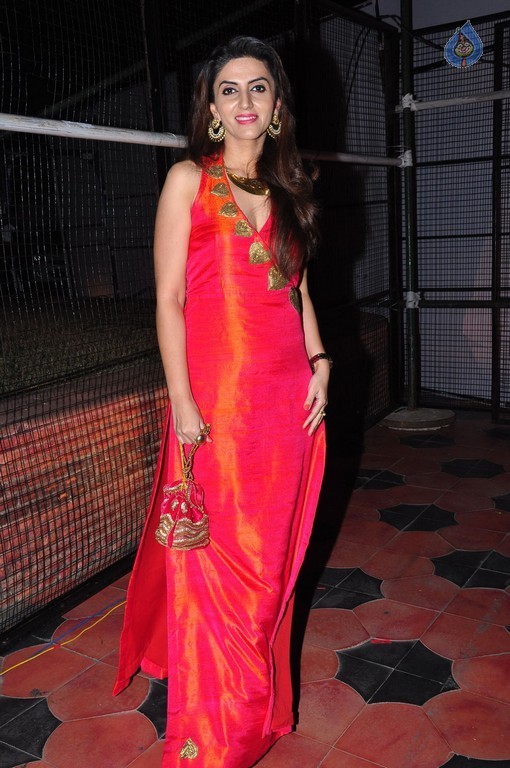 Aman Grewal Photos - 26 / 36 photos