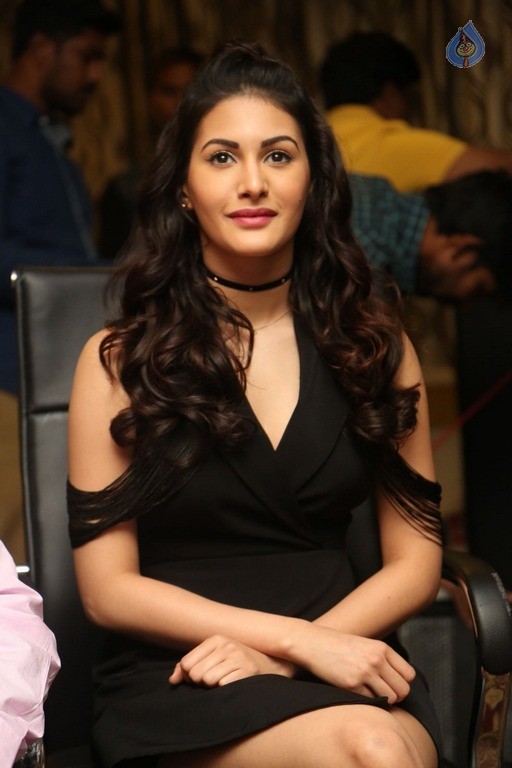 Amyra Dastur Latest Photos - 9 / 56 photos