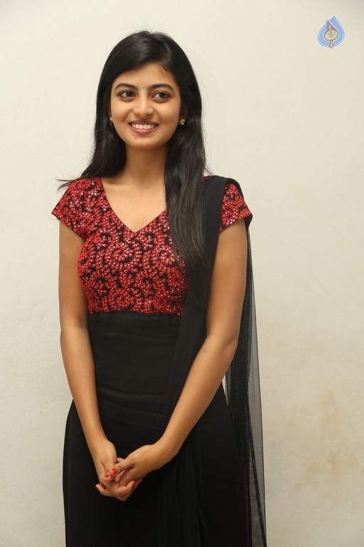 Anandhi Photos - 15 / 41 photos
