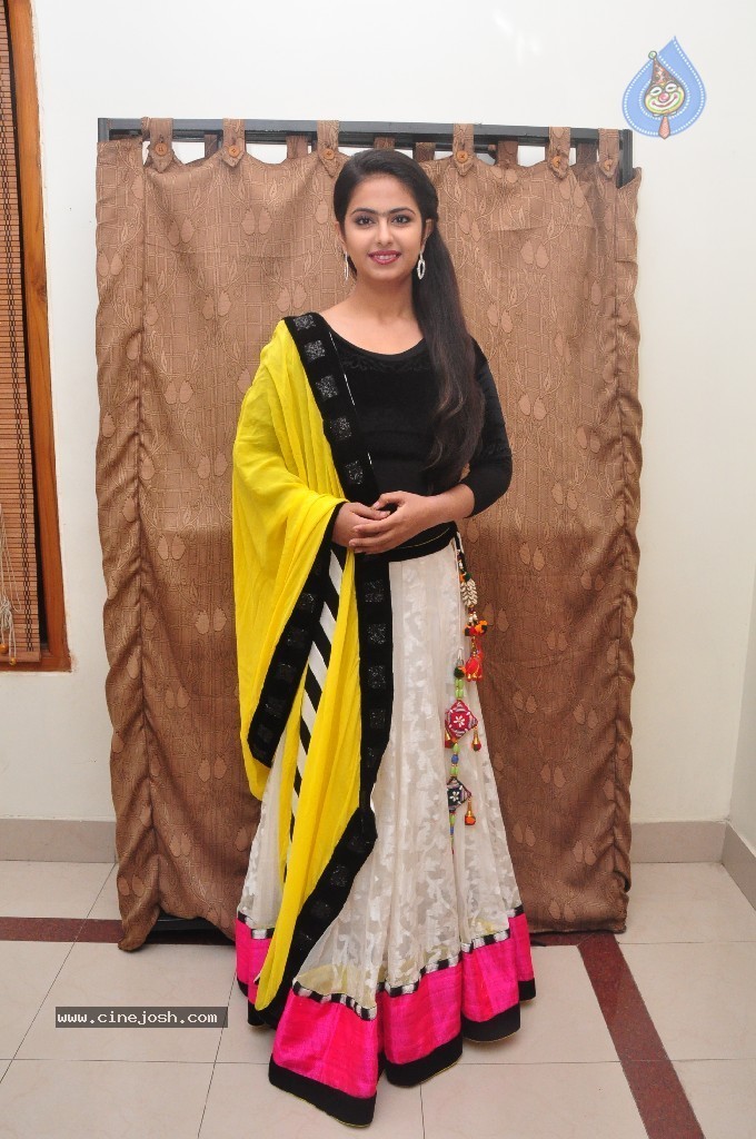 Avika New Pics - 18 / 64 photos