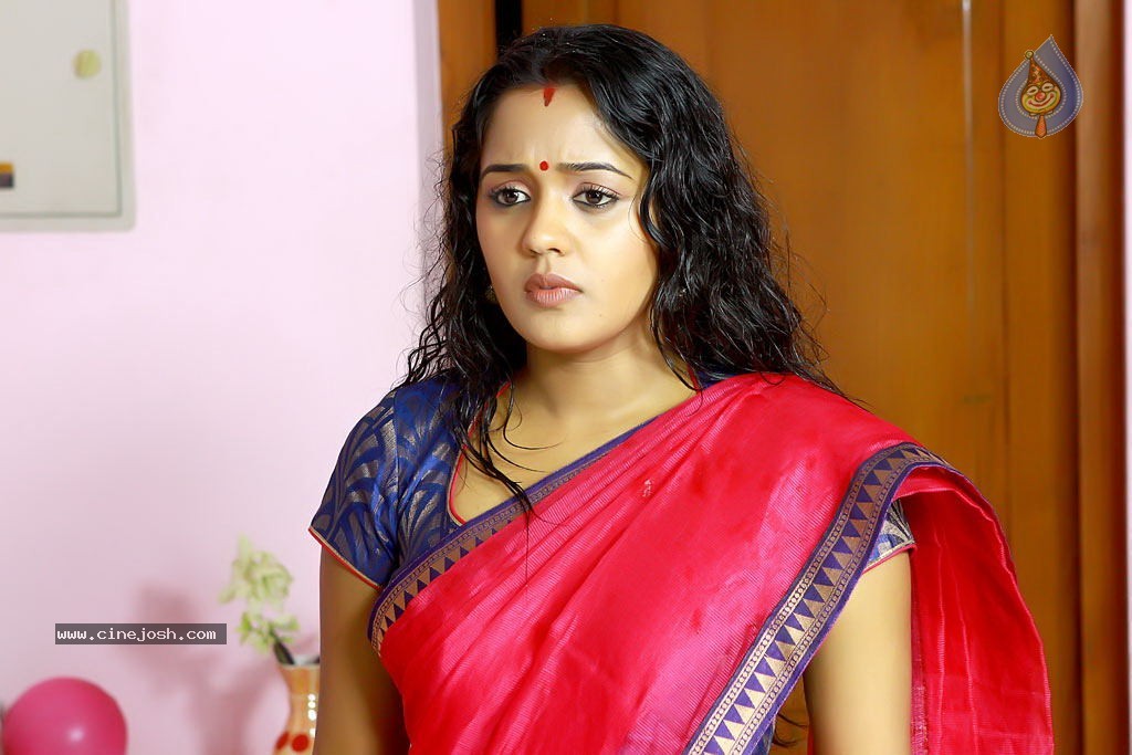 Ananya New Stills - 32 / 34 photos