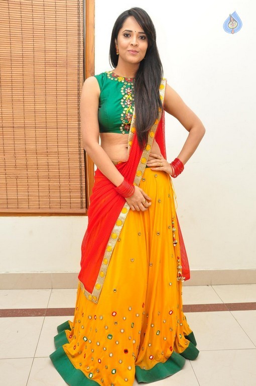 Anasuya Bharadwaj Photos - 28 / 29 photos