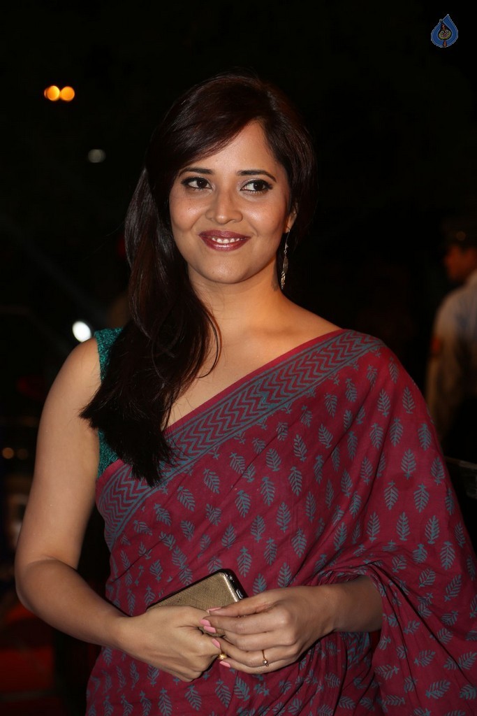 Anasuya Gallery - 15 / 51 photos