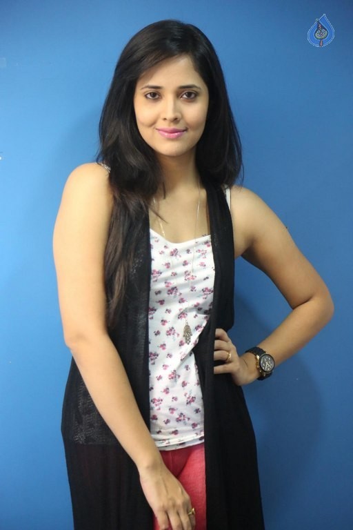 Anasuya Latest Photos - 34 / 40 photos