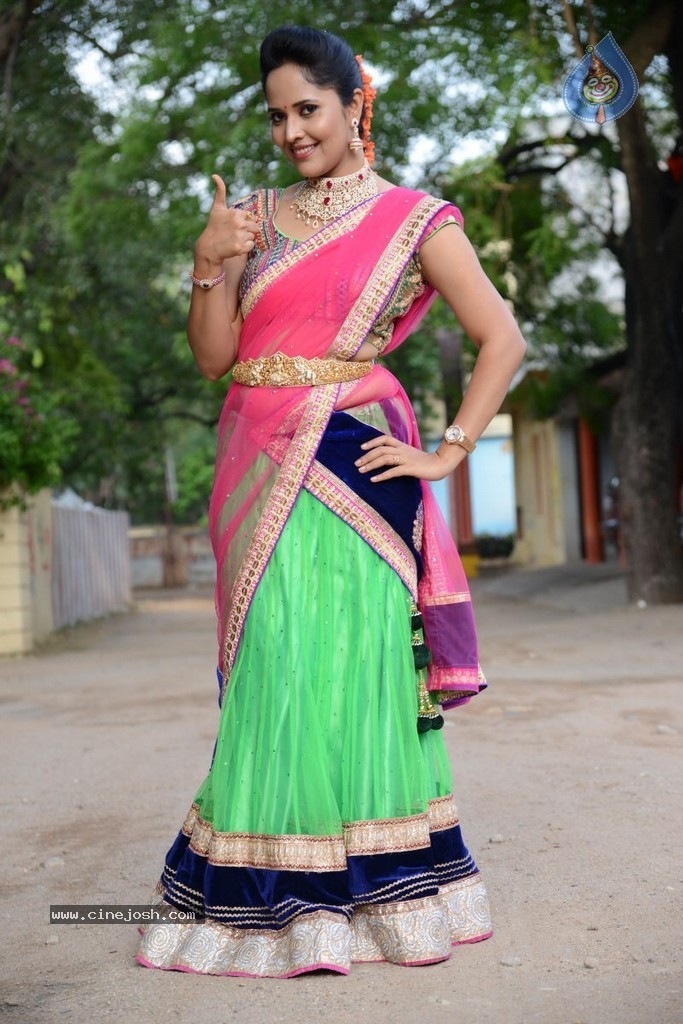 Anasuya Latest Stills - 13 / 57 photos