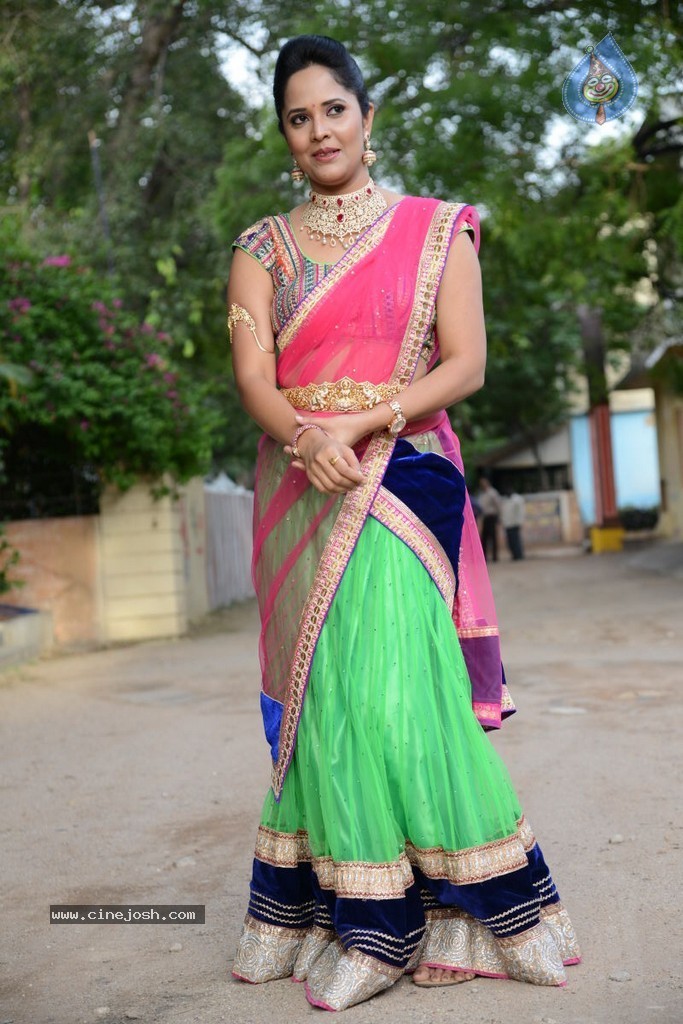 Anasuya Latest Stills - 14 / 57 photos