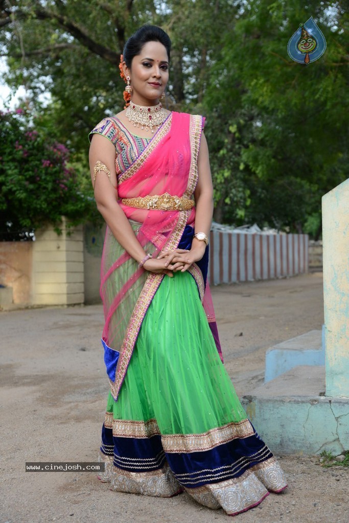 Anasuya Latest Stills - 18 / 57 photos