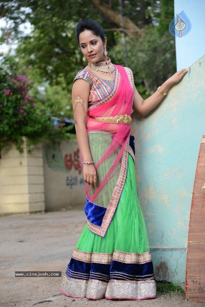 Anasuya Latest Stills - 34 / 57 photos