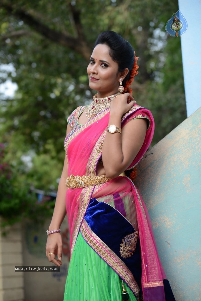 Anasuya Latest Stills - 43 / 57 photos