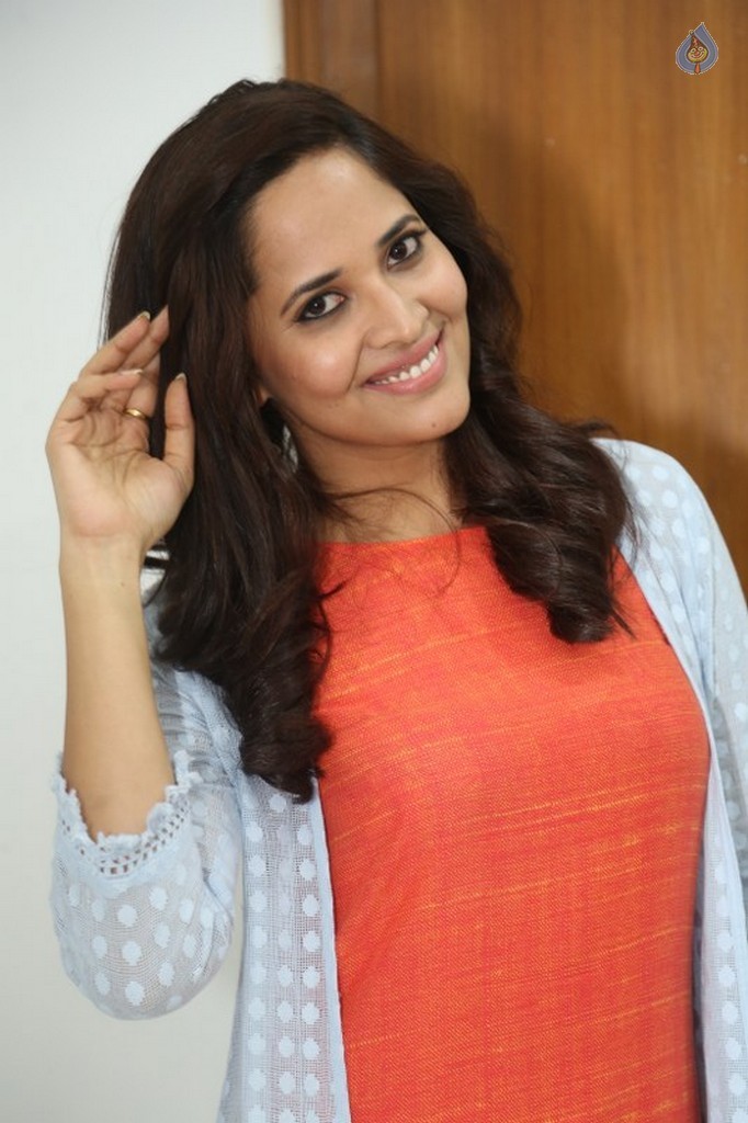 Anasuya New Photos - 34 / 36 photos