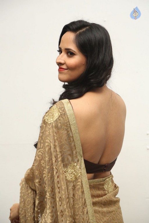 Anasuya Photos - 13 / 38 photos