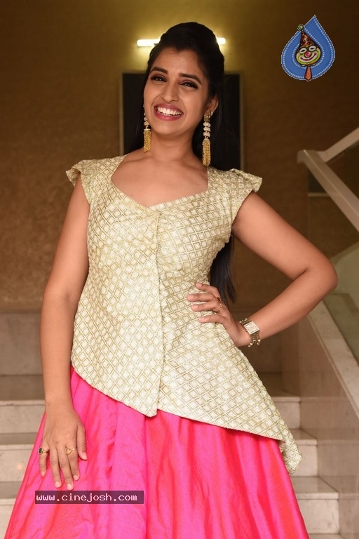 Anchor Shyamala New Gallery - 30 / 30 photos