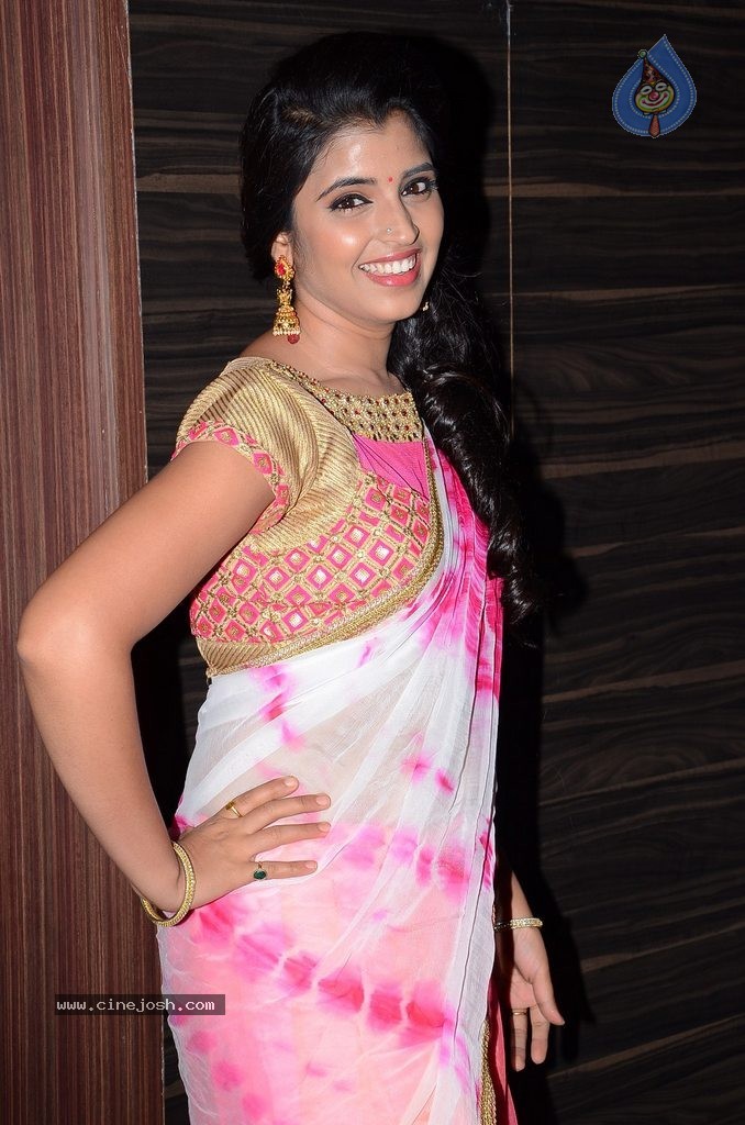 Anchor Shyamala New Photos - 30 / 45 photos