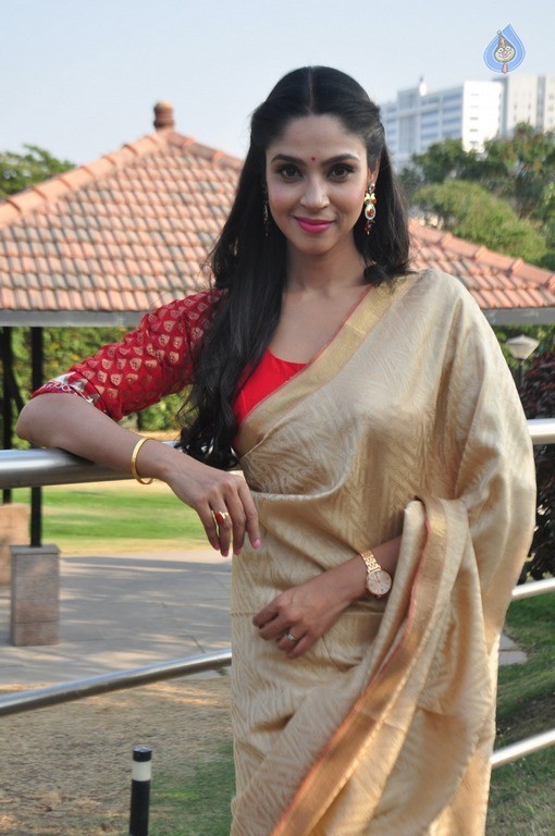 Angana Roy Latest Gallery - 29 / 40 photos