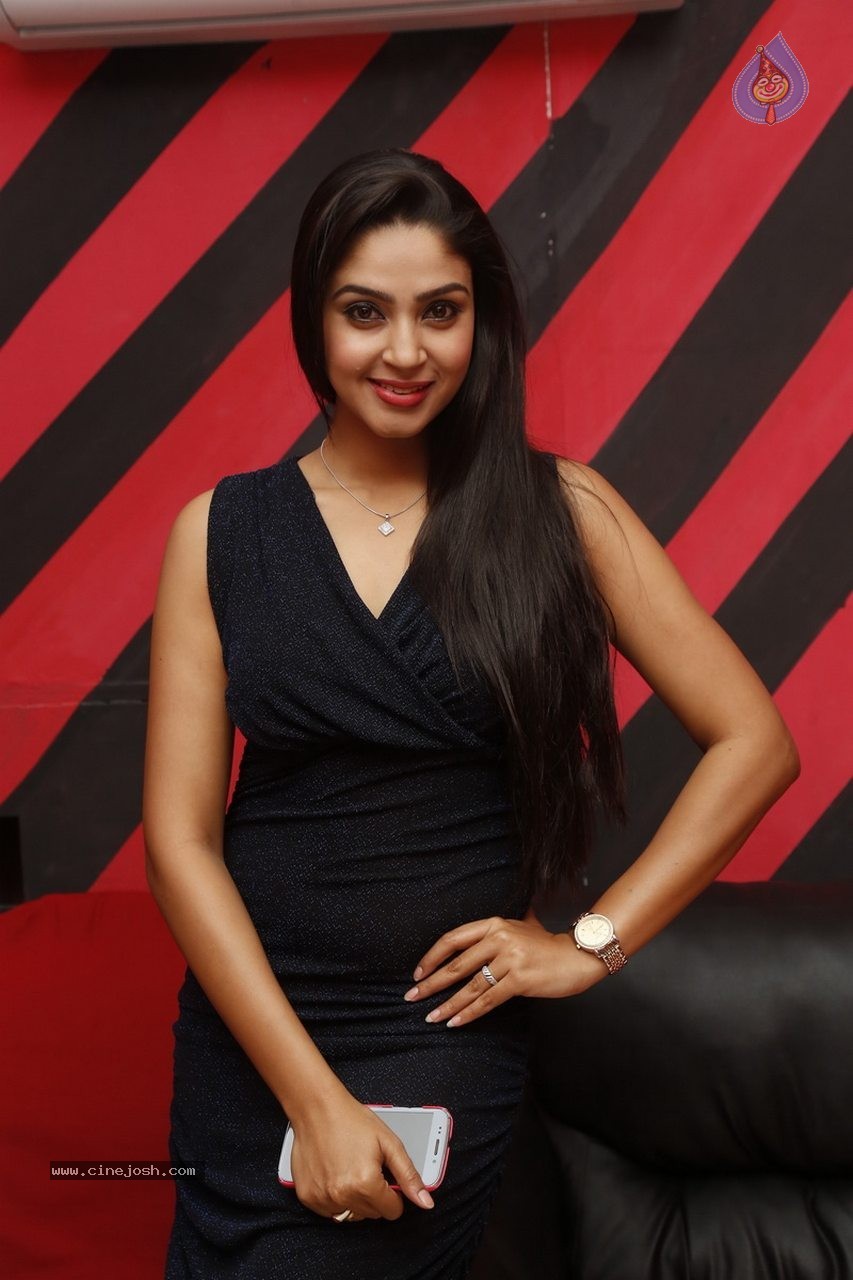 Angana Roy Latest Photos - 33 / 64 photos