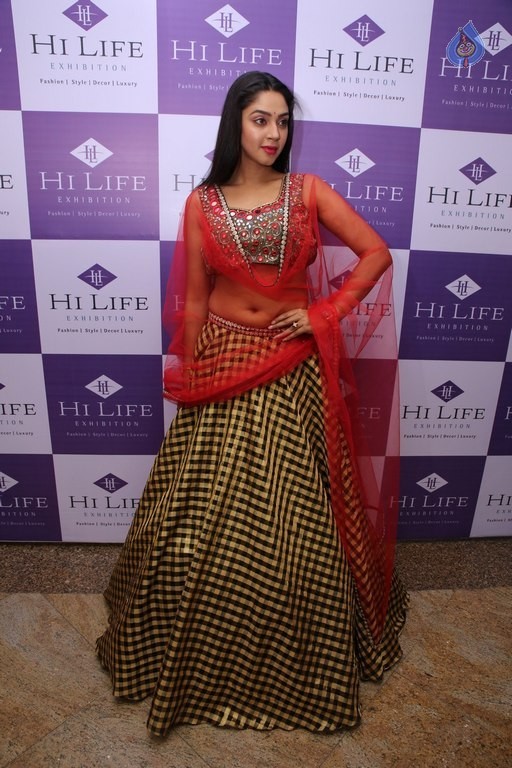 Angana Roy New Pics - 32 / 33 photos