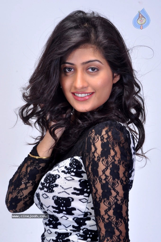 Anisha Singh Latest Stills - 28 / 81 photos