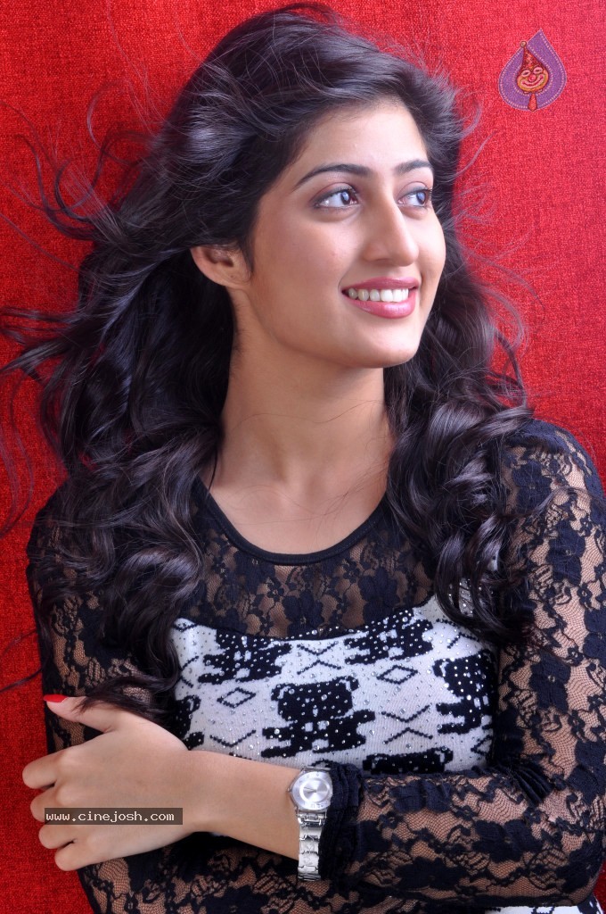 Anisha Singh Latest Stills - 31 / 81 photos