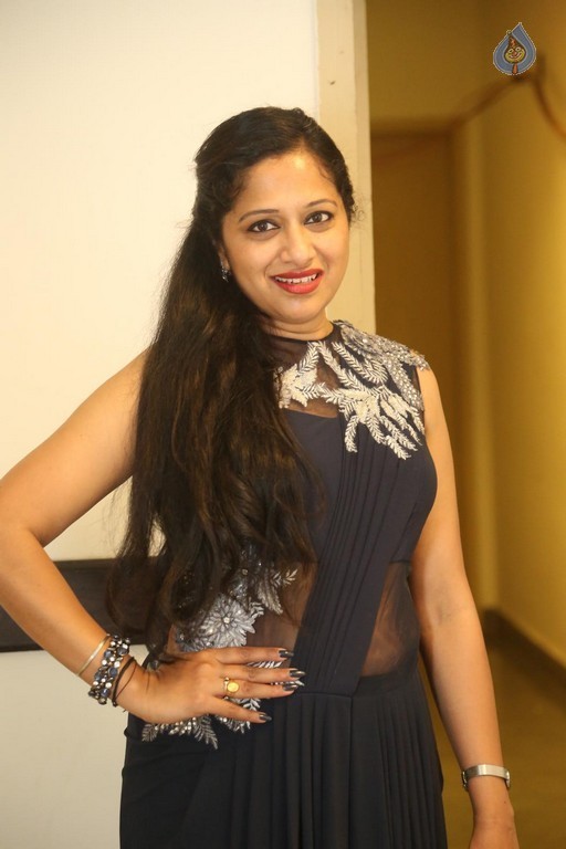 Anitha Chowdhary Pics - 8 / 37 photos