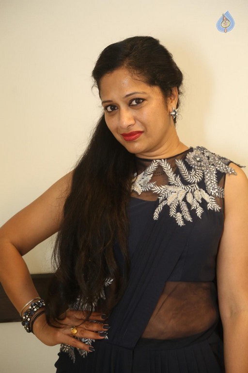 Anitha Chowdhary Pics - 30 / 37 photos