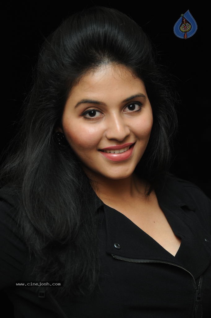 Anjali Latest Images - 17 / 152 photos