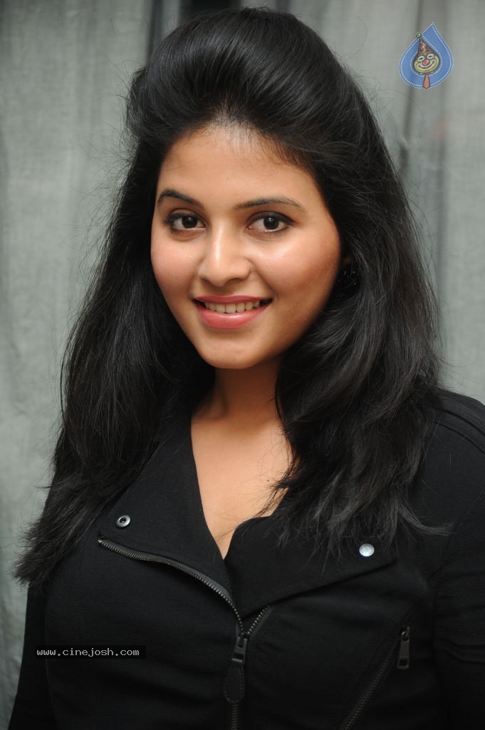 Anjali Latest Images - 97 / 152 photos