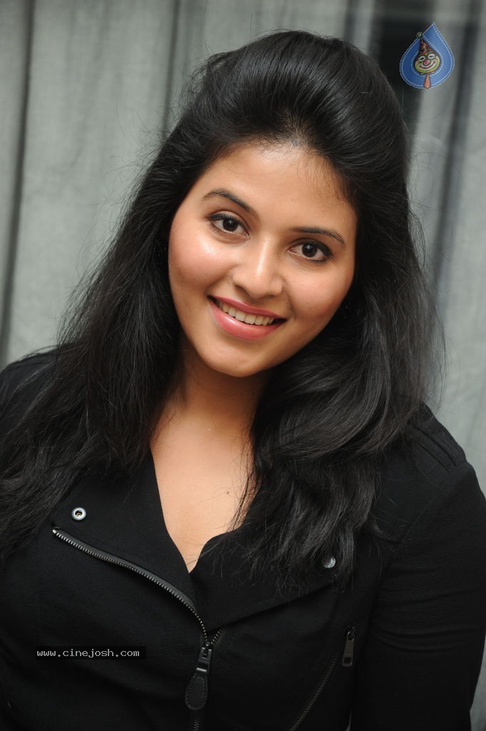 Anjali Latest Images - 131 / 152 photos