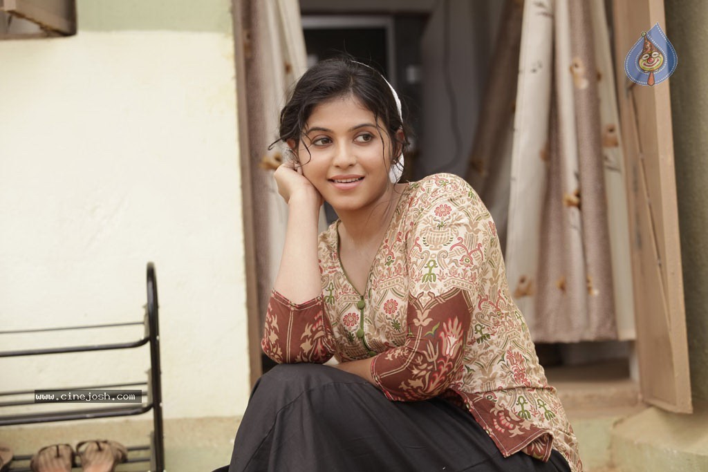 Anjali Latest Photos - 1 / 6 photos