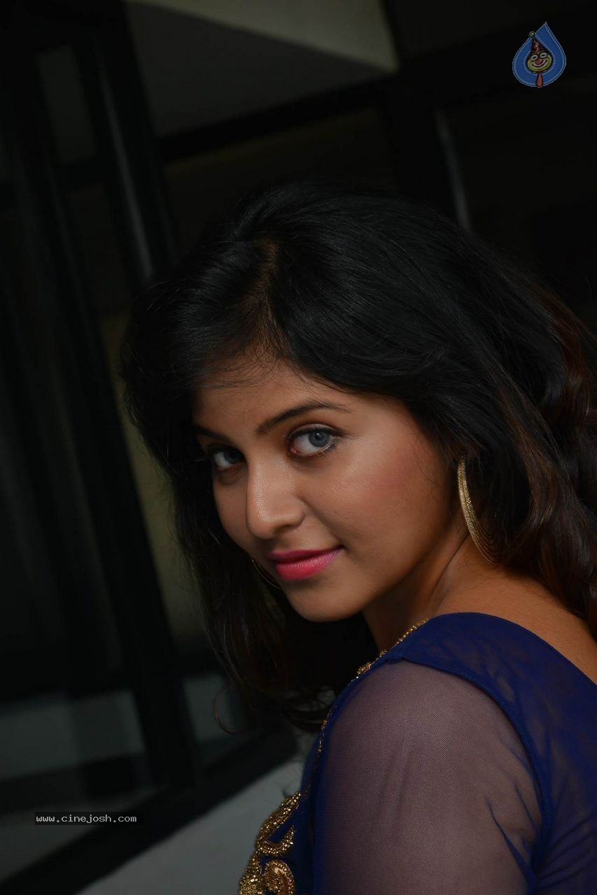 Anjali Latest Photos - 46 / 93 photos