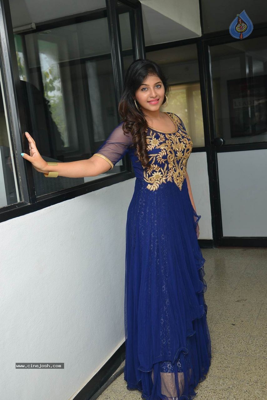 Anjali Latest Photos - 55 / 93 photos