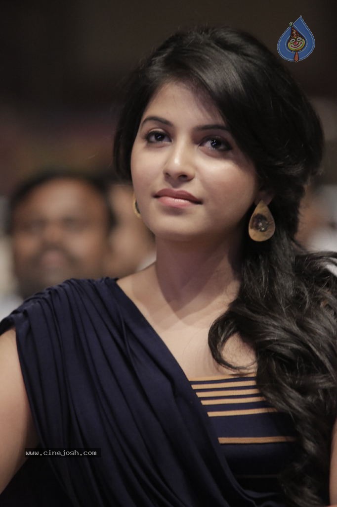 Anjali Latest Stills - 44 / 101 photos