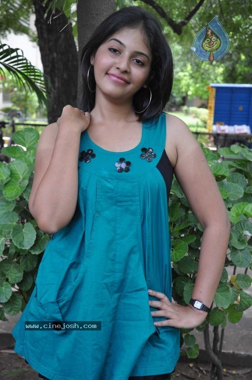 Anjali Latest Stills - 40 / 41 photos