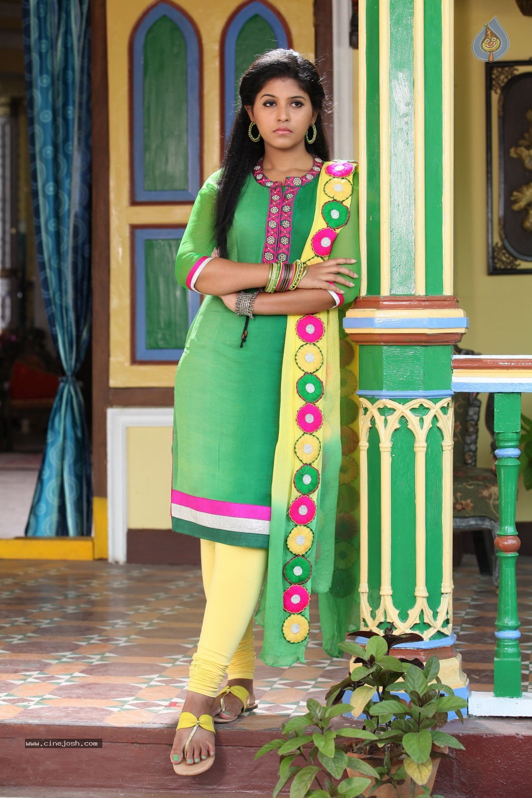 Anjali Latest Stills - 30 / 44 photos