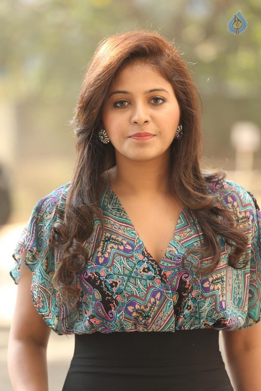 Anjali New Photos - 48 / 57 photos