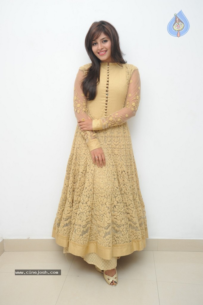 Anjali New Photos - 52 / 95 photos