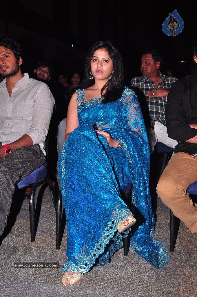 Anjali New Photos - 21 / 45 photos