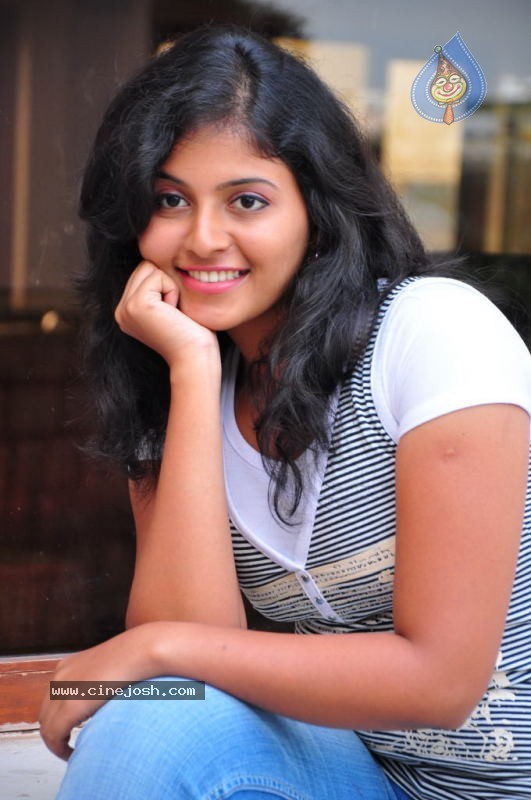 Anjali Photos - 50 / 110 photos