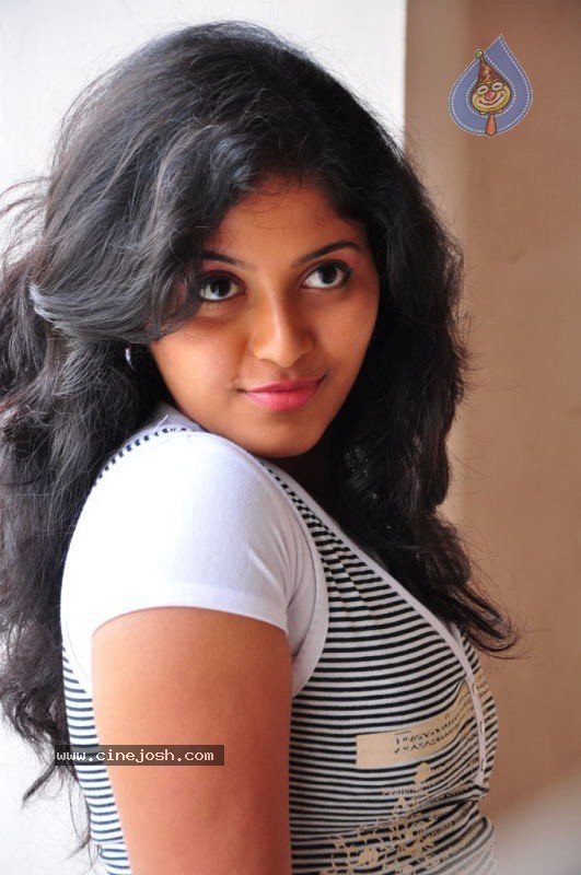 Anjali Photos - 57 / 110 photos