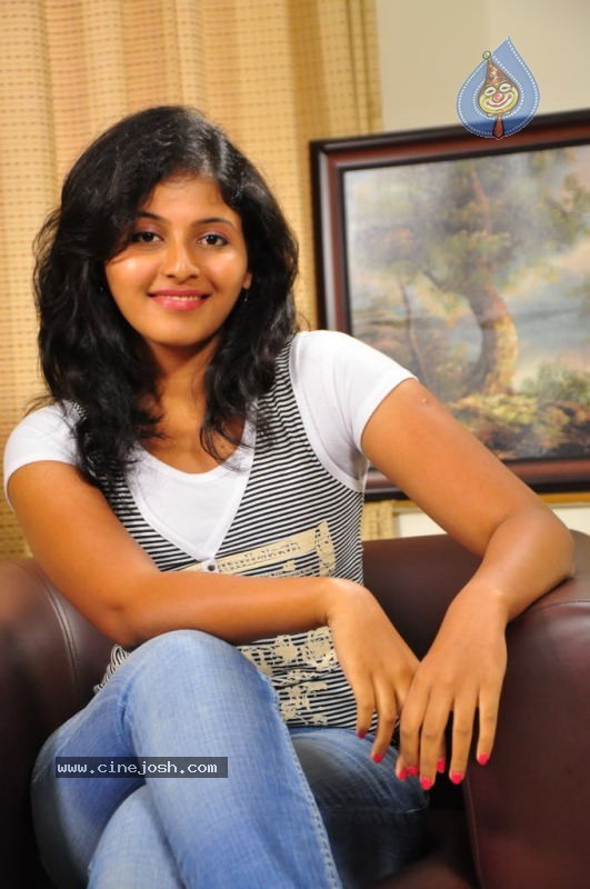 Anjali Photos - 78 / 110 photos