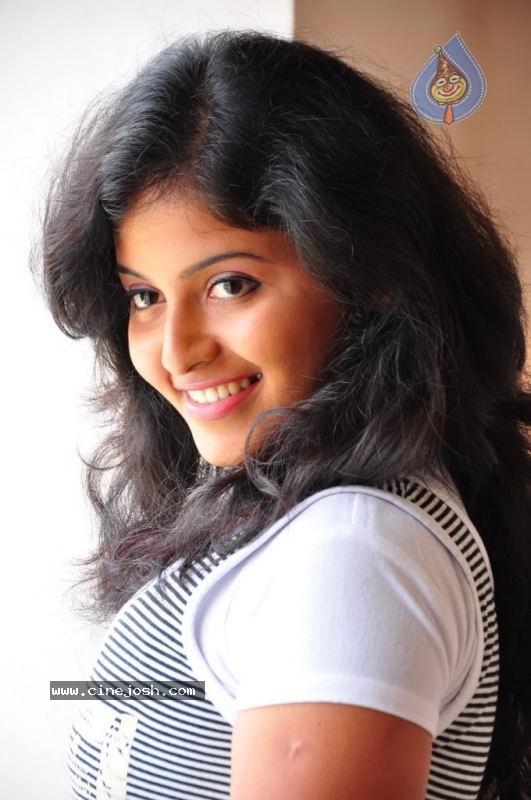 Anjali Photos - 98 / 110 photos