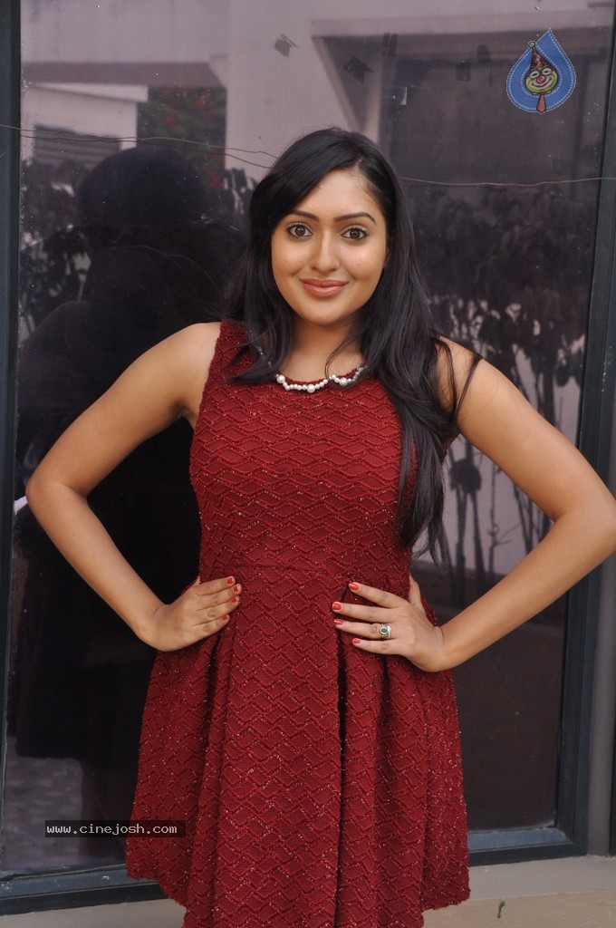 Anjana Deshpande New Photos - 31 / 62 photos