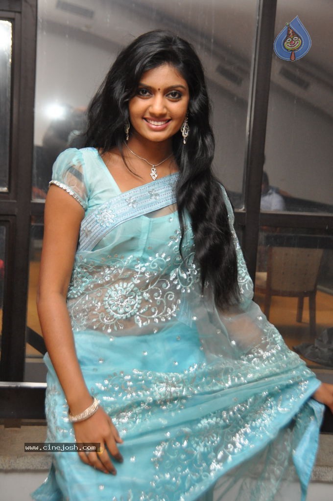 Anjana Hot Pics - 16 / 50 photos