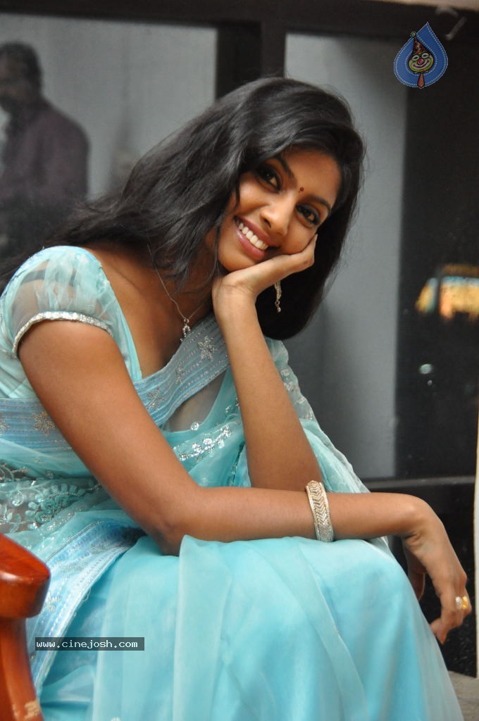 Anjana Hot Pics - 48 / 50 photos