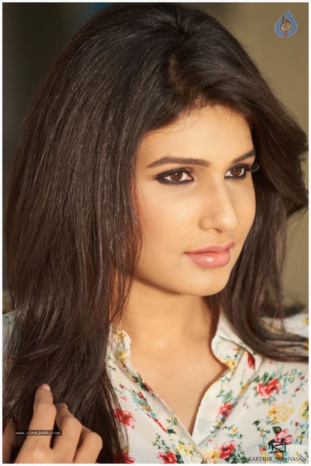 Anjena Kirti Photo Shoot - 4 / 25 photos