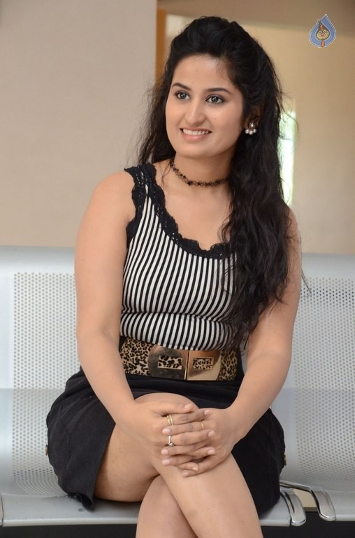 Ankitha New Photos - 26 / 38 photos